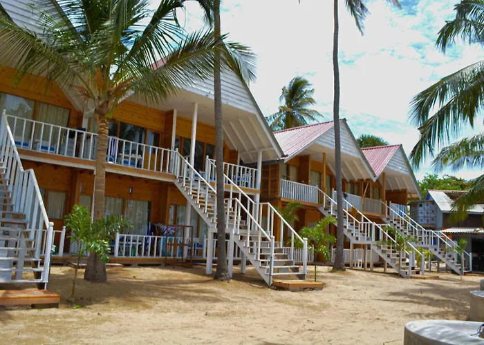 Golden Beach Cottages