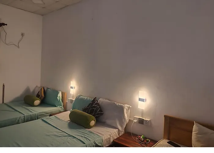 White Villa Hotel